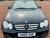 Begagnad Mercedes CLK350 Elegance 2005 Svart Cab