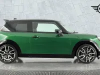 Used Mini Cooper Hatch 113 kW (154 HP) 2026 Green Hatchback