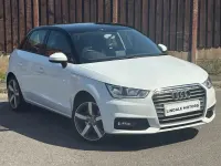 Used Audi A1 Sportback Sport 125 HP (91 kW) 2015 White Hatchback