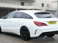 Used Mercedes SLR McLaren AMG 2016 White Estate