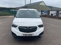 Used Vauxhall Combo Edition 100 HP (73 kW) 2021 White MPV