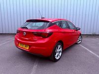 Second-hand Vauxhall Astra SRi 2016 Roșu Hatchback