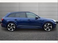 Used Audi Q7 Black Edition 340 HP (250 kW) 2022 Navarra blue SUV