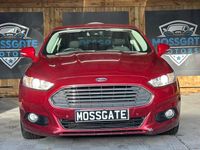 Used Ford Mondeo Titanium 150 HP (110 kW) 2015 Red Hatchback