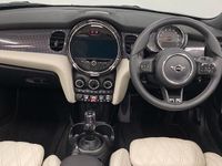 Used Mini Cooper Exclusive 134 HP (98 kW) 2023 Black Hatchback