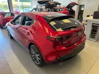 Novo Mazda 3 Takumi-Line 2026 Vermelho Citadino
