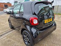 Used Smart ForTwo Coupé Premium 71 HP (52 kW) 2018 Black Coupe