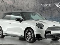 New Mini Cooper SE Hatch 158 kW (215 HP) 2025 White Hatchback