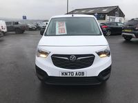Used Vauxhall Combo Edition 100 HP (73 kW) 2020 White Van