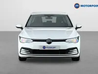 Second-hand VW Golf VIII Life 2022 Alb Hatchback