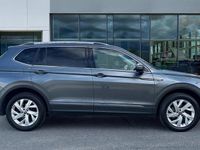 Used VW Tiguan Allspace Life 150 HP (110 kW) 2023 Platinum grey metallic SUV