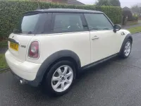 Used Mini Cooper 2007 White Hatchback