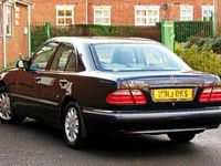 Used Mercedes E320 2000 Sedan