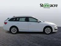 Used Skoda Octavia SE Technology 113 HP (83 kW) 2025 White Estate