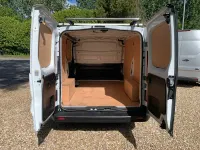 Used Renault Trafic Business 120 HP (88 kW) 2021 White MPV