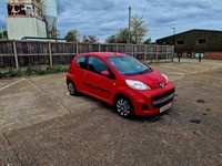 Used Peugeot 107 68 HP (50 kW) 2011 Red Hatchback