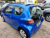 Used Toyota Aygo 67 HP (49 kW) 2010 Blue Hatchback