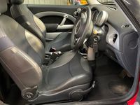 Used Mini Cooper Hatch 116 HP (85 kW) 2005 Red Hatchback