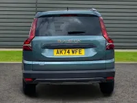 Used Dacia Jogger Extreme 141 HP (103 kW) 2024 Green MPV