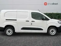 New Vauxhall Combo S 100 HP (73 kW) 2025 White MPV