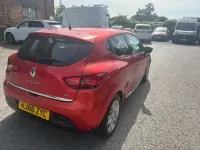 Used Renault Clio IV Dynamique 90 HP (66 kW) 2016 Red Hatchback