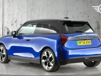 Used Mini Cooper SE Hatch 158 kW (215 HP) 2024 Blue Hatchback