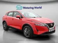 Used Nissan Qashqai Acenta Premium 140 HP (102 kW) 2023 Red SUV