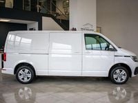 Used VW Transporter Highline 150 HP (110 kW) 2024 White Van