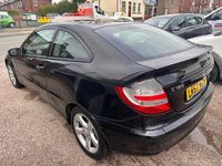 Used Mercedes C180 SE 143 HP (105 kW) 2007 Black Coupe