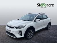 Used Kia Stonic 99 HP (72 kW) 2022 White SUV