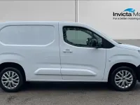 Used Citroën Berlingo 2023 White MPV