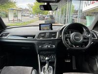 Usado Audi Q3 Black Edition 179 HP (131 kW) 2018 SUV