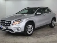 Used Mercedes GLA200 Executive 156 HP (114 kW) 2017 Silver SUV