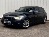 Begagnad BMW 116 2012 Blå Halvkombi