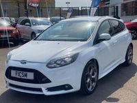 Used Ford Focus ST 247 HP (181 kW) 2013 White Hatchback