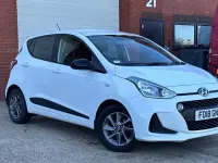Used Hyundai i10 GO! 67 HP (49 kW) 2018 White Hatchback