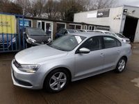 used VW Jetta 1.6 SE TDI BLUEMOTION TECHNOLOGY 4d 104 BHP