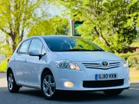 Usado Toyota Auris 2010 Branco Citadino