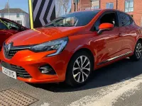 Used Renault Clio Iconic 90 HP (66 kW) 2022 Hatchback