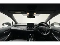 Used Toyota Corolla 120 HP (88 kW) 2022 White Hatchback
