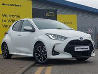 Used Toyota Yaris Hybrid Design 116 HP (85 kW) 2023 White Hatchback