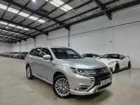 Used Mitsubishi Outlander P-HEV 174 HP (127 kW) 2019 Silver SUV