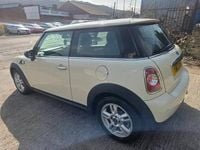 Used Mini One D Hatch 90 HP (66 kW) 2013 White Hatchback
