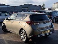 Used Toyota Auris Hybrid 136 HP (100 kW) 2019 Bronze Hatchback