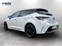 Used Toyota Corolla Sport 122 HP (89 kW) 2022 White Hatchback