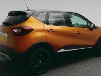 Used Renault Captur Signature 90 HP (66 kW) 2018 Orange/black SUV