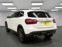 Used Mercedes GLA180 Urban 122 HP (89 kW) 2019 White SUV