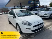 Używany Fiat Punto Easy 69 KM (50 kW) 2015 Biały Hatchback