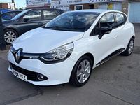 Used Renault Clio IV Dynamique 2014 White Hatchback