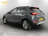 Gebraucht Kia Stonic 99 PS (72 kW) 2023 Grau SUV